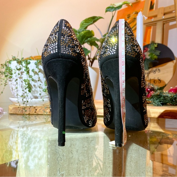 JustFab Sparkling Black and Gold Stilleto Pump Heels - Picture 9 of 13